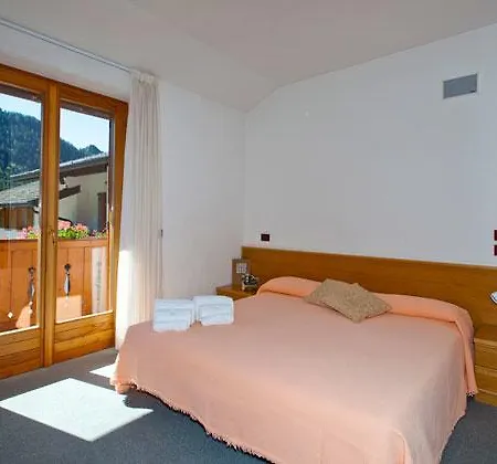 Hotel Cristallino *